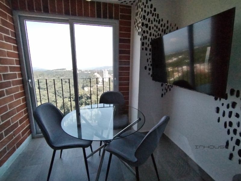 APARTAMENTO EN VENTA ZONA 2 - 6