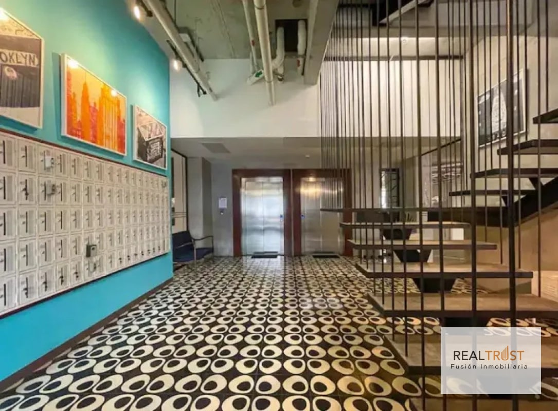 APARTAMENTO TIPO LOFT CON JARDÍN AMUEBLADO EN VENTA ZONA 10 - 10