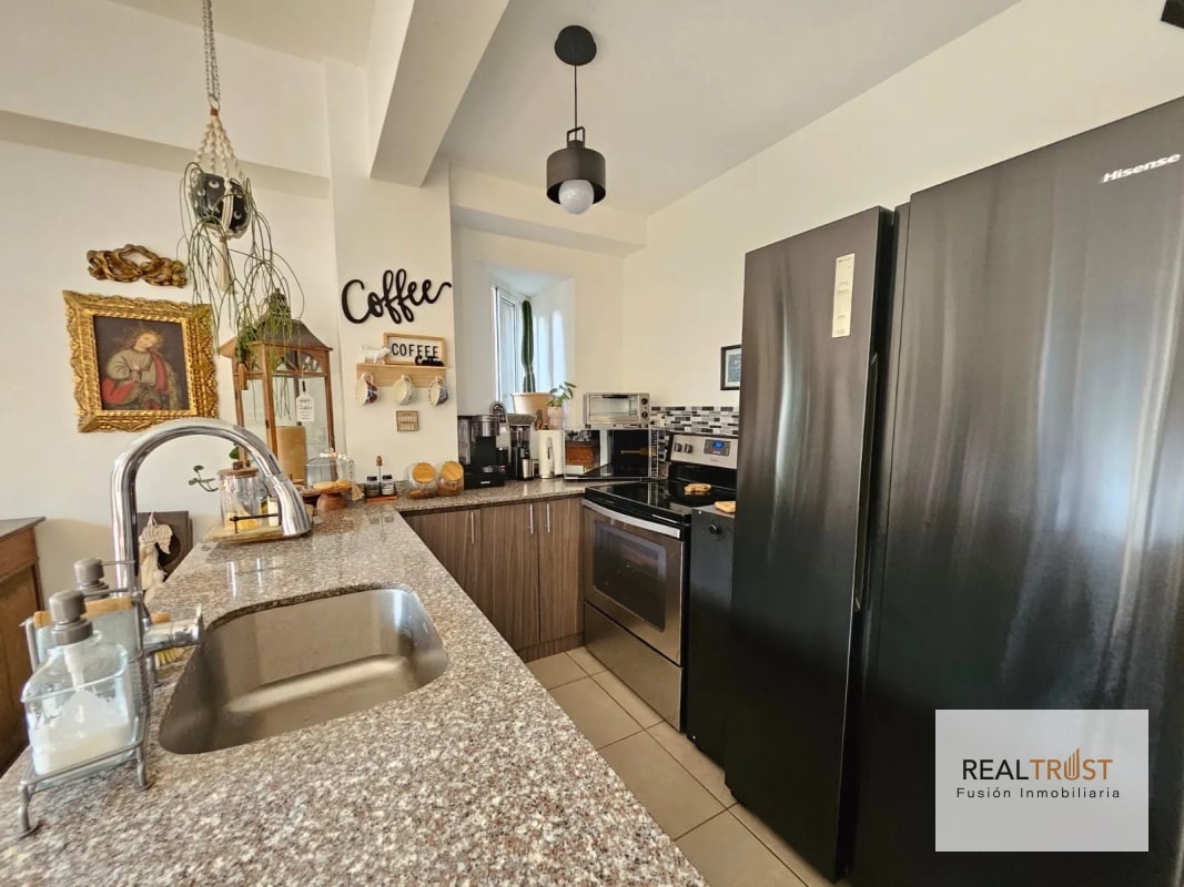 CON TERRAZA EN VENTA CAÑADA 16, Zona 16 - 7