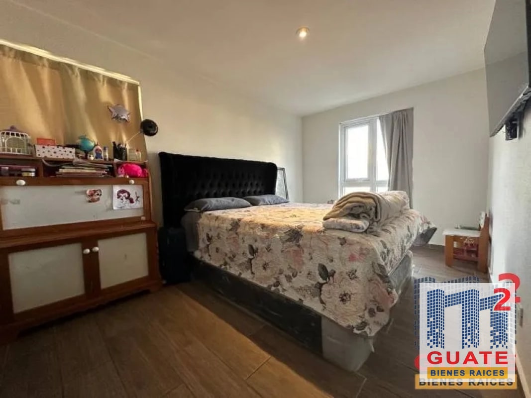 Apartamento de 110 m2 de construcción en Venta, Zona 07 - 8