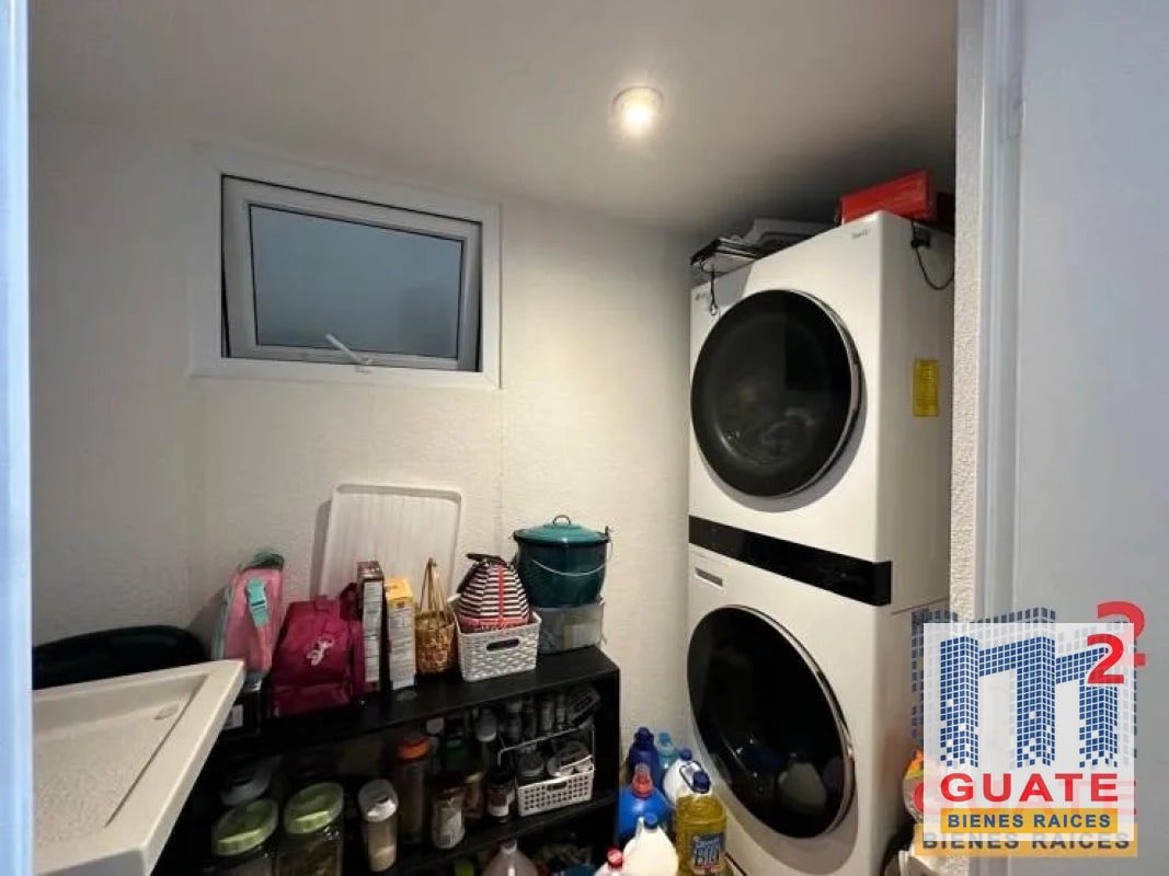 Apartamento de 110 m2 de construcción en Venta, Zona 07 - 3