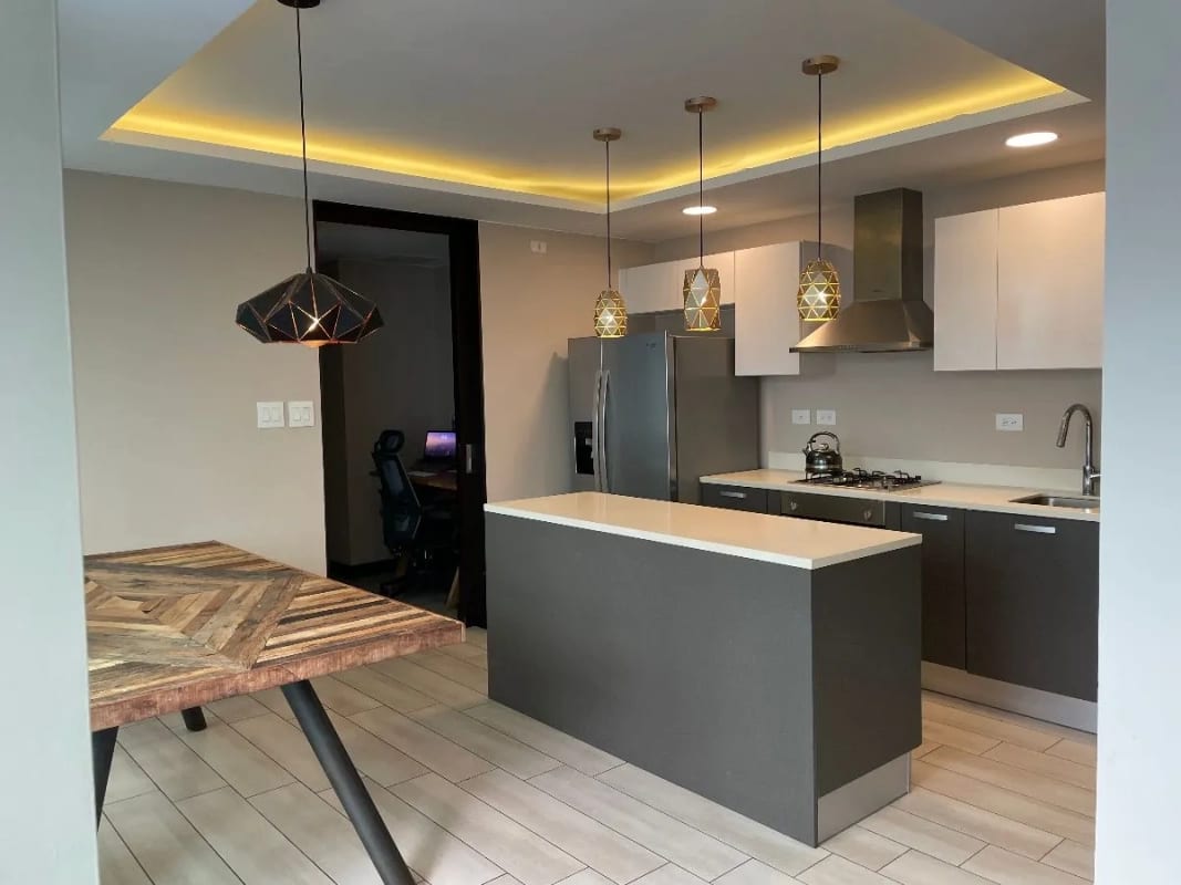 Apartamento en venta en zona 15 Vista Hermosa 1 dentro de garita — Apartamento en Venta en LIV, Zona 15, Guatemala, Ciudad — foto 1 de 15