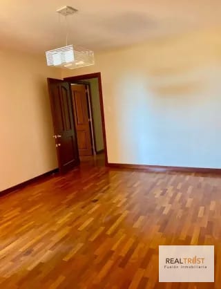 APARTAMENTO EN VENTA ZONA 14 — Apartamento en Venta en Zona 14, Guatemala, Ciudad — miniatura 2 de 5
