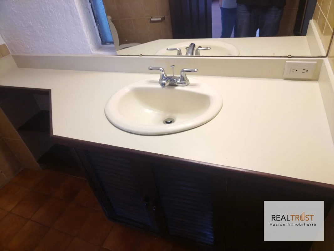 APARTAMENTO SANTA CLARA LAS CAÑAS ZONA 10 - 7