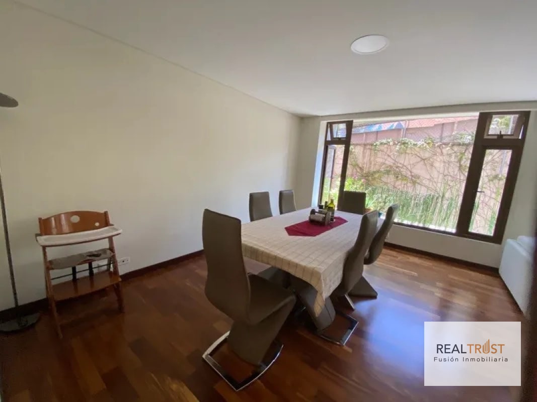 APARTAMENTO EN VENTA ZONA 14 - 9