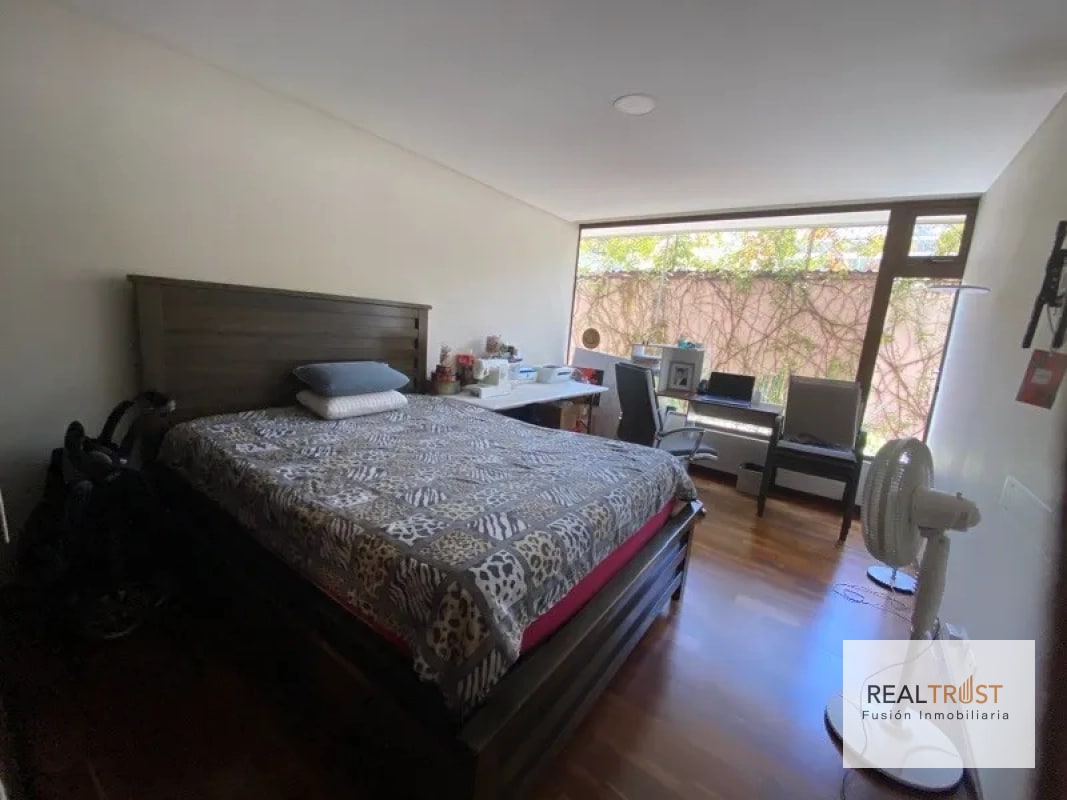 APARTAMENTO EN VENTA ZONA 14 - 6