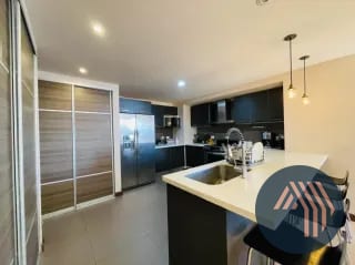 VENTA DE AMPLIO APARTAMENTO DE 2 NIVELES - VEINTI4, ZONA 10 — Apartamento en Alquiler en Veinti4, Zona 10, Guatemala, Ciudad — miniatura 15 de 16