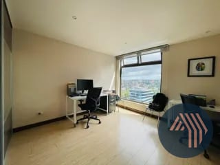 VENTA DE AMPLIO APARTAMENTO DE 2 NIVELES - VEINTI4, ZONA 10 — Apartamento en Alquiler en Veinti4, Zona 10, Guatemala, Ciudad — miniatura 3 de 16