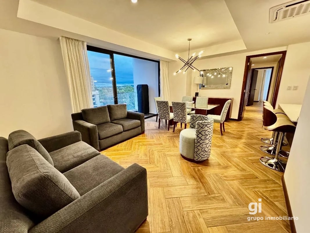 Apartamento amueblado 3 dormitorios y cuarto de servicios, zona 10 - 14