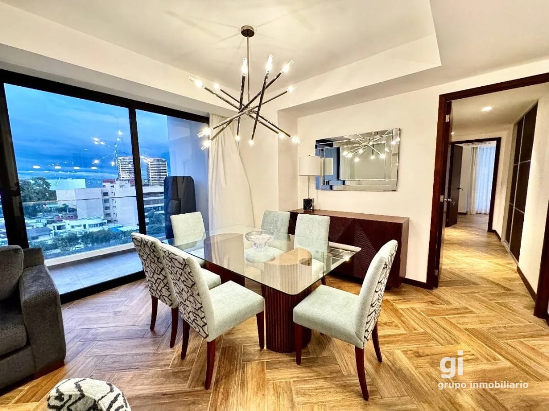 Apartamento amueblado 3 dormitorios y cuarto de servicios, zona 10 - 1