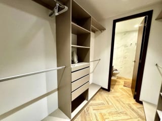 Apartamento en venta amueblado 3 dormitorios y cuarto de servicios, zona 10 — Apartamento en Venta en Zona 10, Guatemala, Ciudad — miniatura 4 de 14