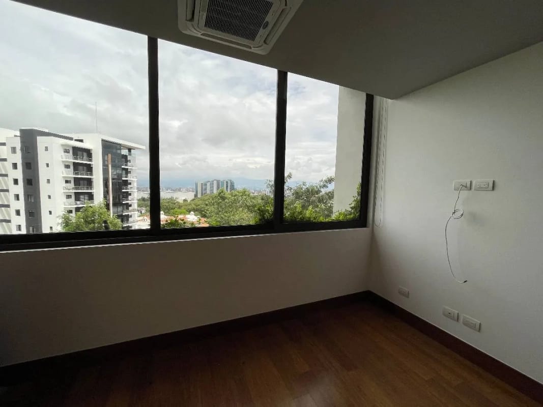 Apartamento Renta Zona 15 VH2, Edificio Boutique, de 3 Dormitorios y Dormitorio de Servicio — Apartamento en Alquiler en Zona 15, Guatemala, Ciudad — foto 11 de 12