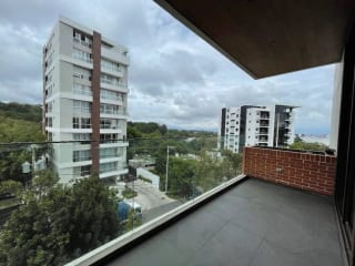 Apartamento Renta Zona 15 VH2, Edificio Boutique, de 3 Dormitorios y Dormitorio de Servicio — Apartamento en Alquiler en Zona 15, Guatemala, Ciudad — miniatura 5 de 12