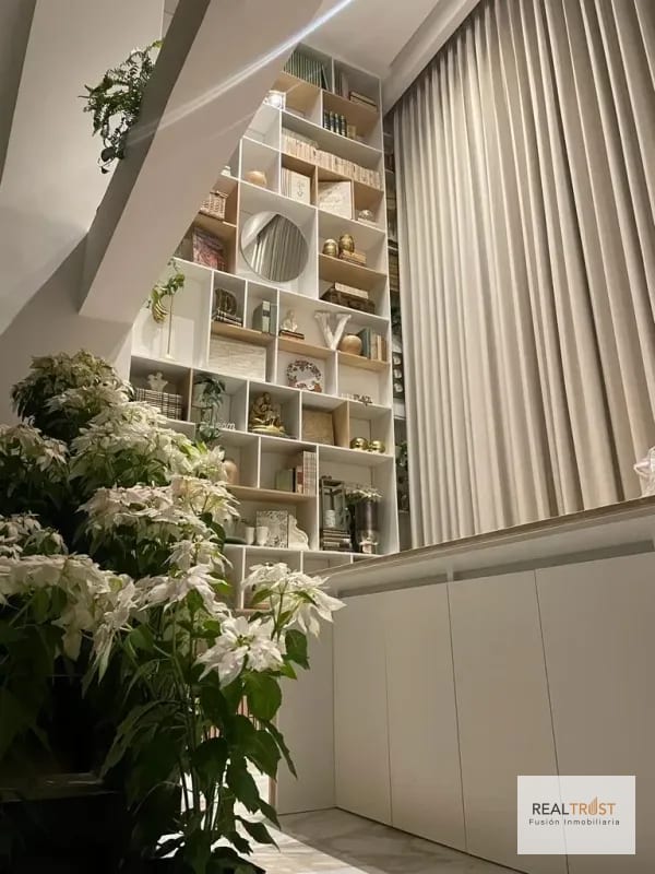 LOFT EN RENTA EDIFICIO AOKI ZONA 14 — Apartamento en Alquiler en AOKI, Zona 14, Guatemala, Ciudad — foto 13 de 17