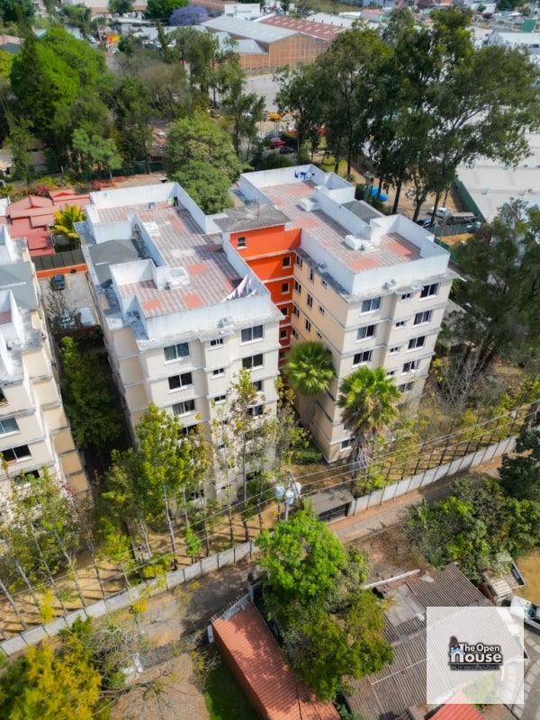 Altos de la colina zona 12 Apartamento en Venta - 17