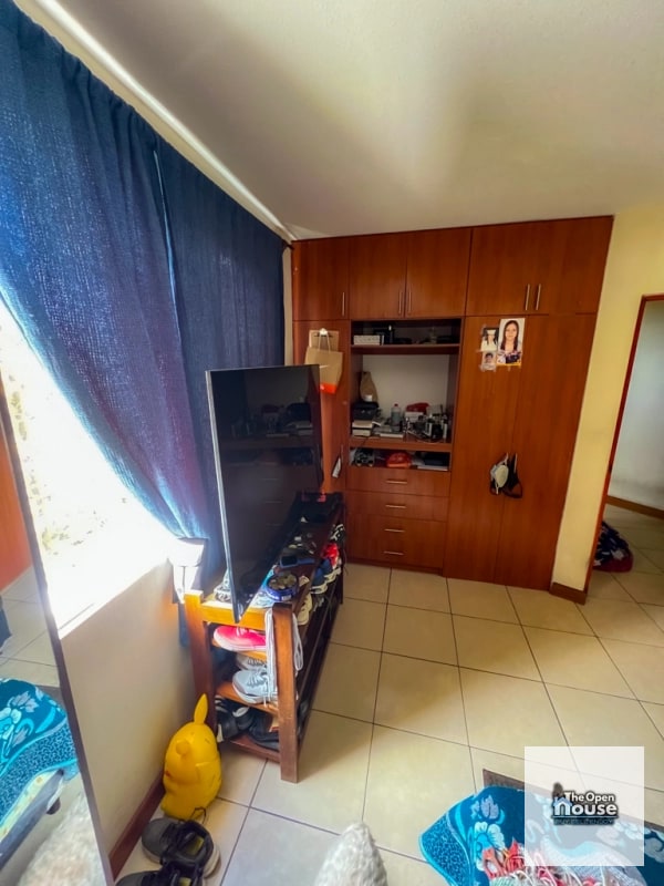 Altos de la colina zona 12 Apartamento en Venta - 10