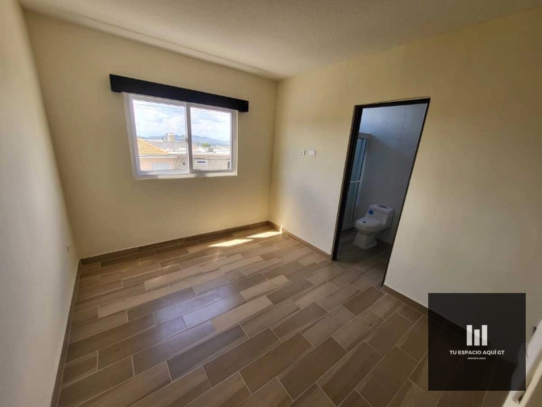 Hermoso Edificio en Venta Hacienda Real Zona 16 con 2 apartamentos - 7
