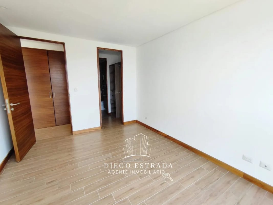 Dentro de garita en vista hermosa 1 — Apartamento en Venta en Zona 15, Guatemala, Ciudad — foto 8 de 16