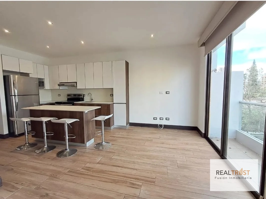 VENTA MODERNO APARTAMENTO ZONA 10 - 1