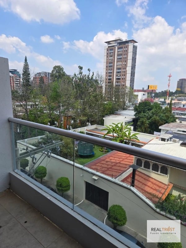 VENTA MODERNO APARTAMENTO ZONA 10 - 13