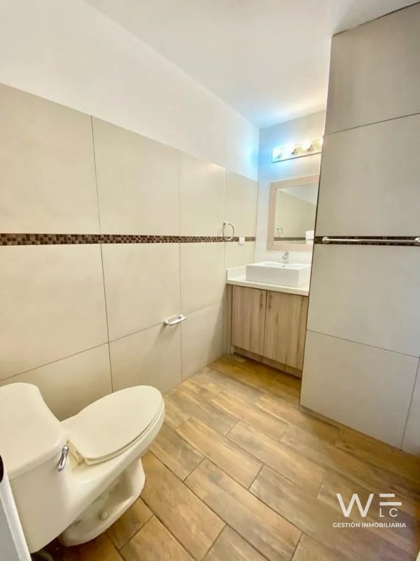 VENDO APARTAMENTO ZONA 14 - 2
