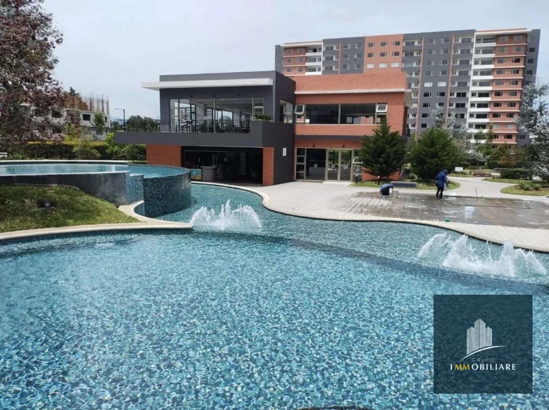 Apartamentos en Venta zona 14, Segheria - 1