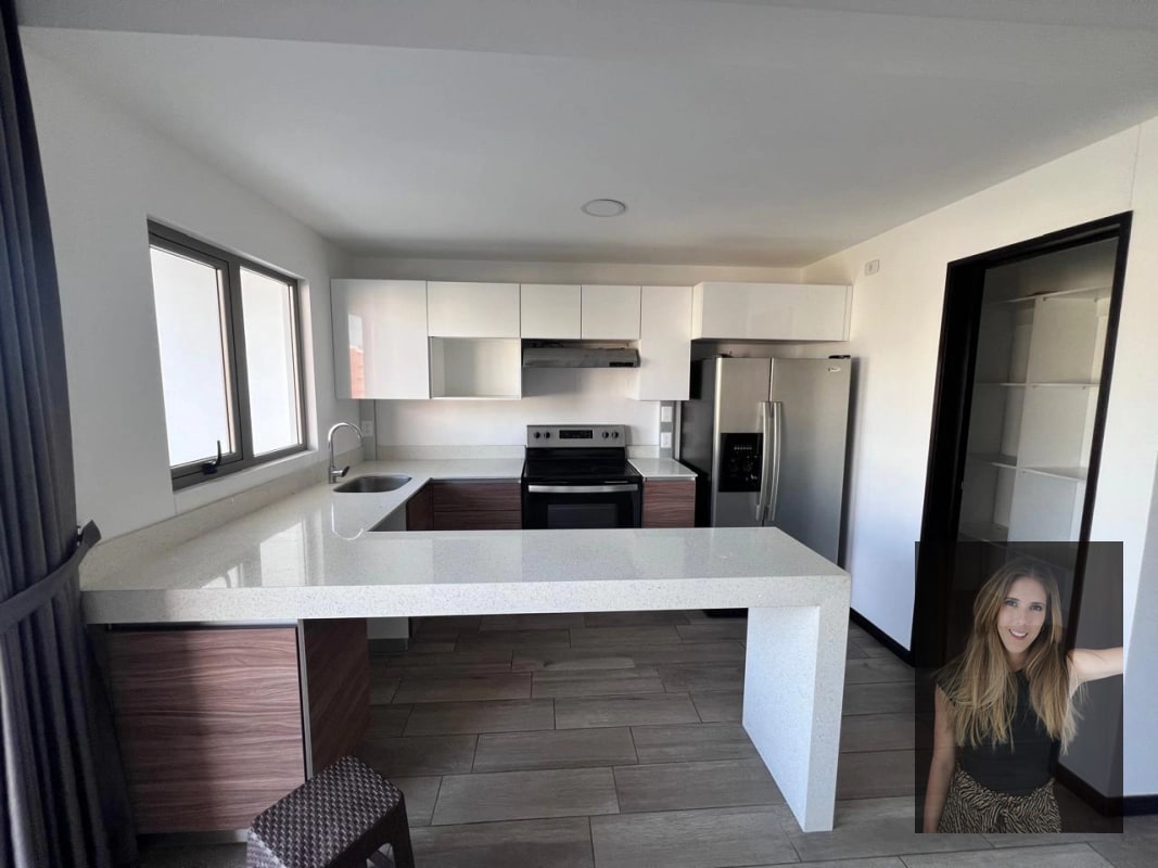 Apartamento en renta en Edificio Segheria zona 14 sector La Villa - 14