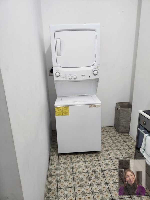 APARTAMENTO EN VENTA EDIFICIO ENGEL ZONA 1 - 9