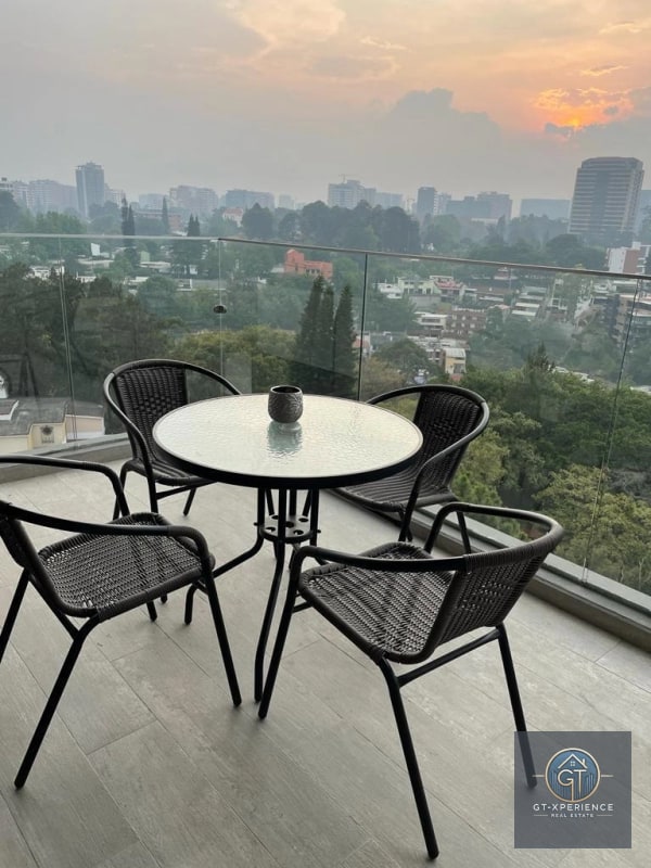 Lindo apartamento en TRIVA, zona 15 - 15