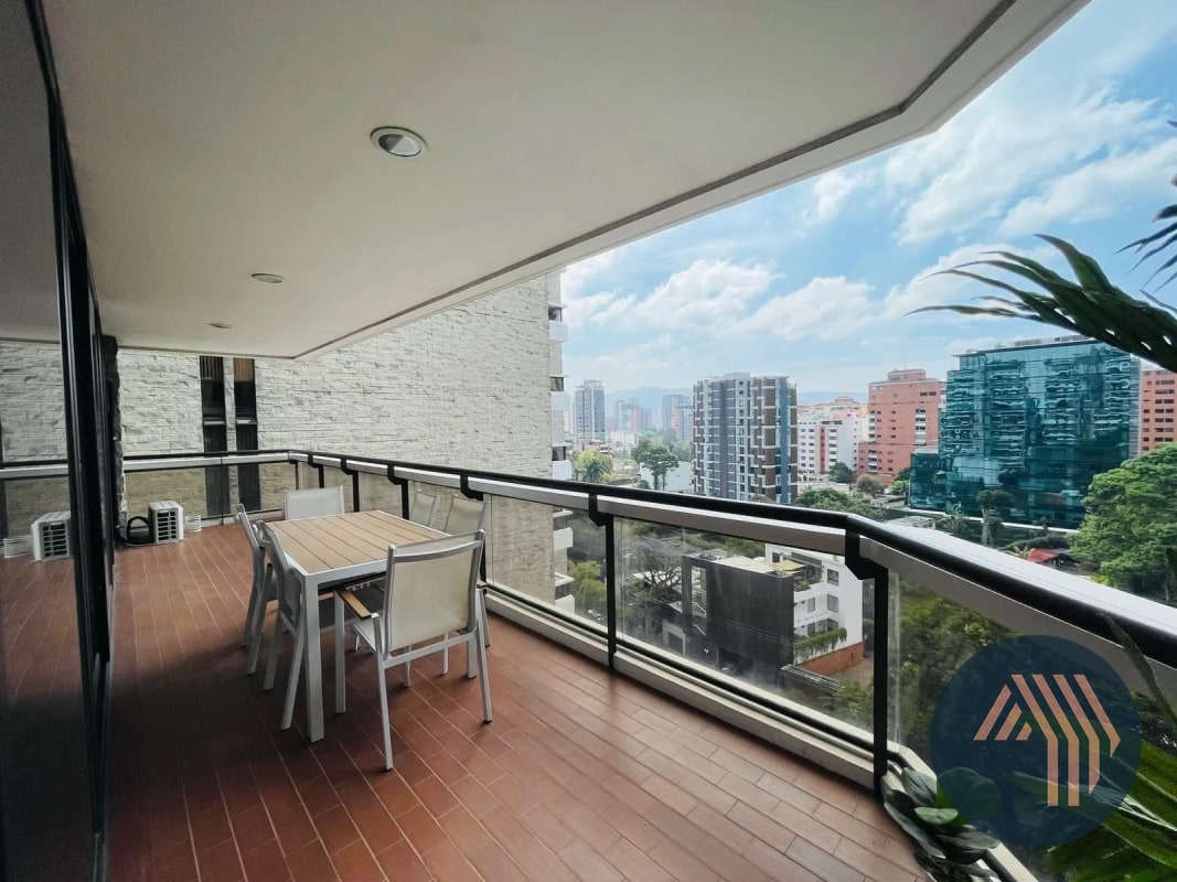 VENTA DE CÉNTRICO APARTAMENTO AMUEBLADO - TIFFANY, ZONA 10 - 14