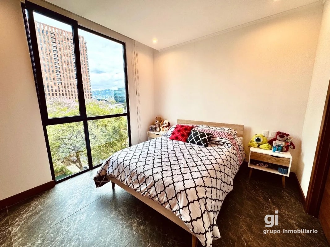 Apartamento en Renta en Zona 10 con Espacios Amplios y Funcionales + Amenidades Exclusivas - 13