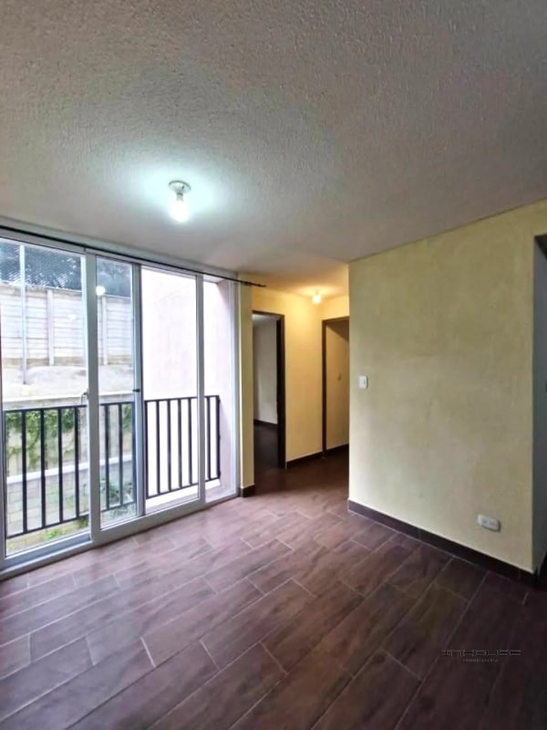 APARTAMENTO EN VENTA ZONA 10  DE MIXCO - 3