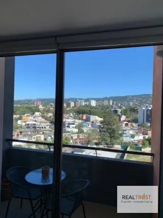 Apartamento en Renta Verona Zona 10 — Apartamento en Alquiler en Zona 10, Guatemala, Ciudad — miniatura 2 de 15