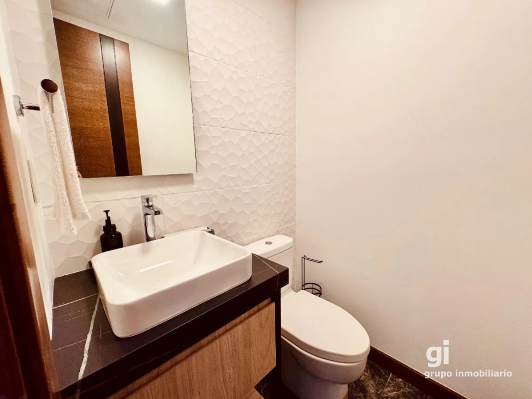 Apartamento en Venta en Zona 10 con Espacios Amplios y Funcionales + Amenidades Exclusivas - 16