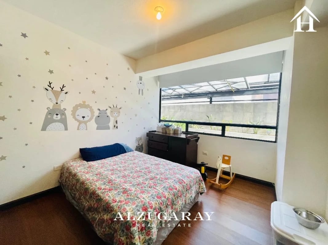 APTO AMPLIO BALCÓN  3 HAB. / EDIF.  ZONA 16 — Apartamento en Venta en Zona 16, Guatemala, Ciudad — foto 4 de 10