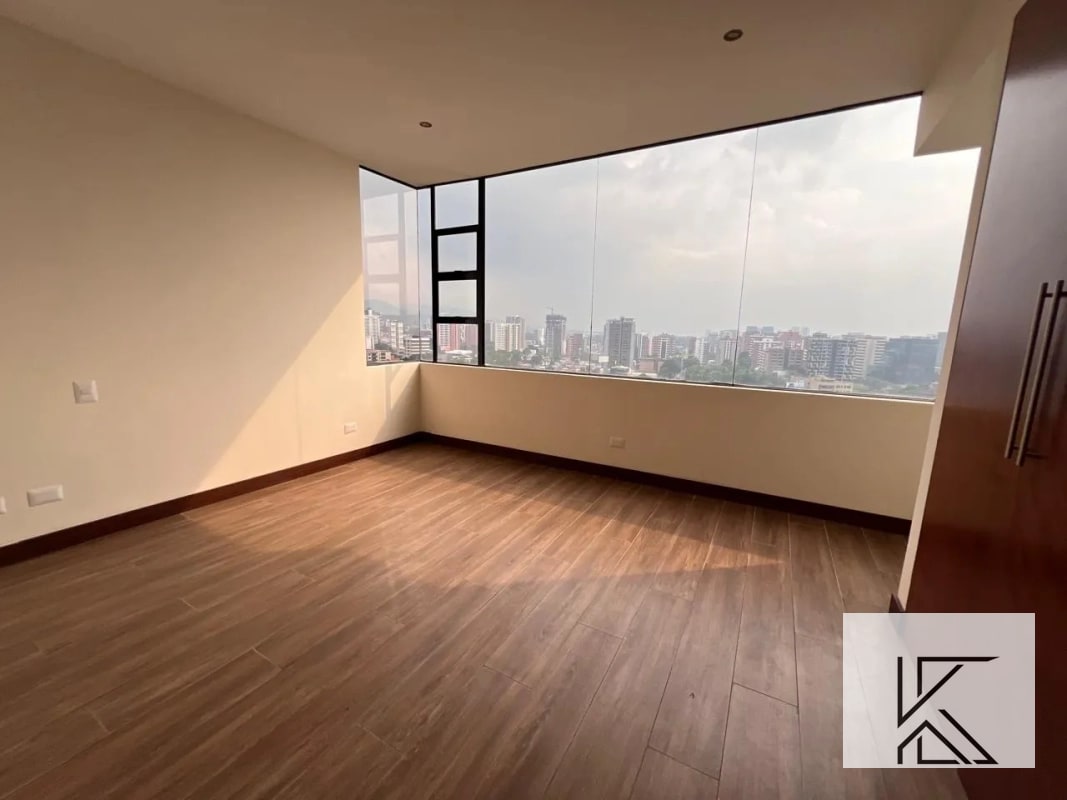 Elegante apartamento en venta en el Condominio Milenia, zona 10 - 10
