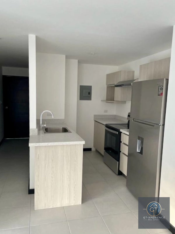 Apartamento en venta o renta en edificio Museo San Mateo, zona 7 - 11