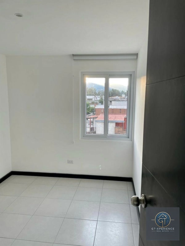 Apartamento en venta o renta en edificio Museo San Mateo, zona 7 - 10