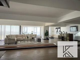 Moderno y Lujoso Penthouse en el Edificio Milenia, zona 10 (copia) — Apartamento en Venta en Milenia, Zona 10, Guatemala, Ciudad — miniatura 1 de 16