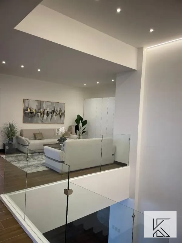 Moderno y Lujoso Penthouse en el Edificio Milenia, zona 10 (copia) — Apartamento en Venta en Milenia, Zona 10, Guatemala, Ciudad — foto 14 de 16