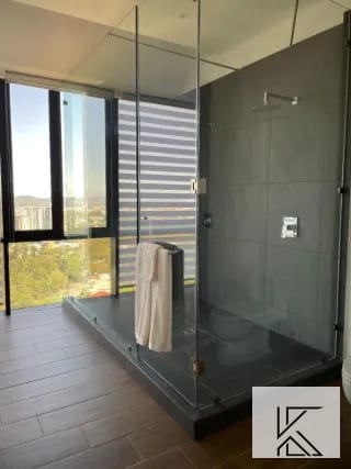 Moderno y Lujoso Penthouse en el Edificio Milenia, zona 10 (copia) — Apartamento en Venta en Milenia, Zona 10, Guatemala, Ciudad — miniatura 8 de 16
