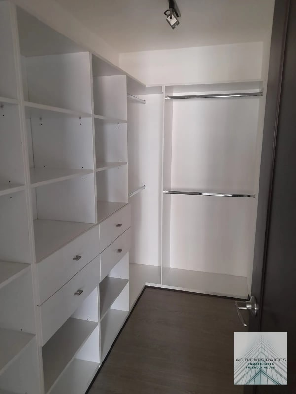 Amueblado 2 habitaciones zona 10 - 7