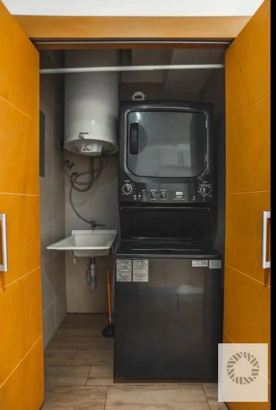 VENDO APARTAMENTO  CITY HAUS,ZONA 10 - 9