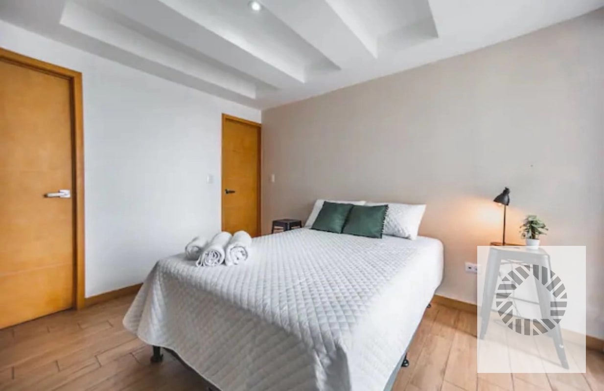 VENDO APARTAMENTO  CITY HAUS,ZONA 10 - 7