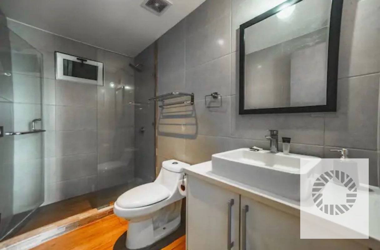 VENDO APARTAMENTO CITY HAUS,ZONA 10 - 4