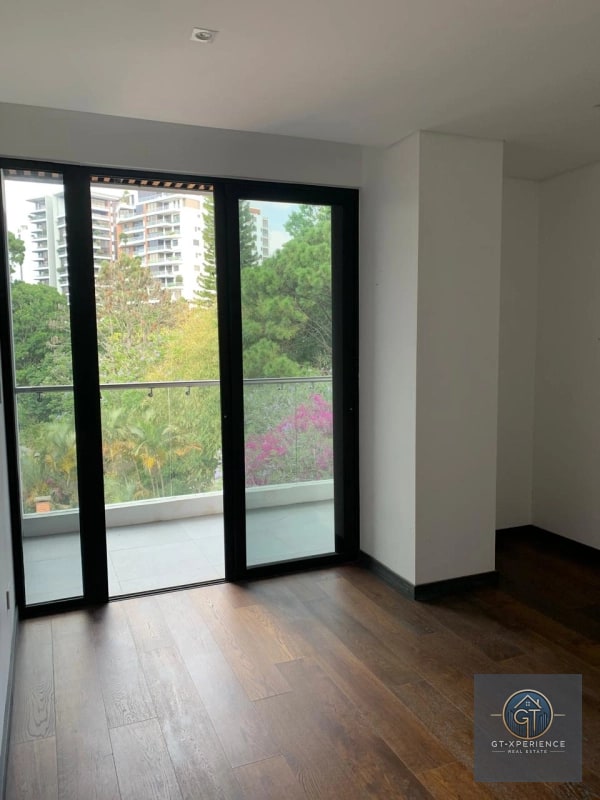 Lindo y amplio apartamento en AZORES, Zona 15 VHII - 6