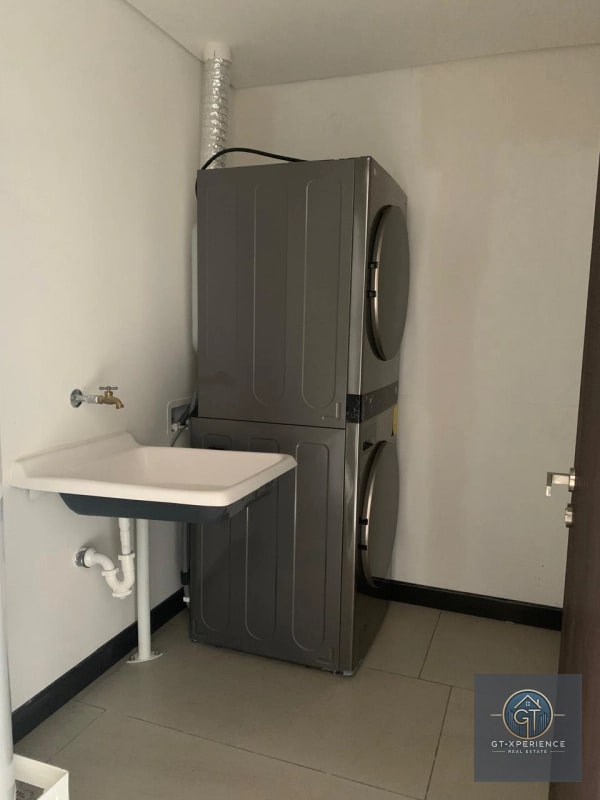 Lindo y amplio apartamento en AZORES, Zona 15 VHII - 4