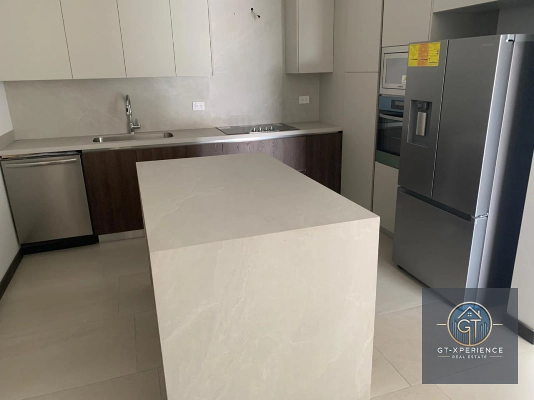 Lindo y amplio apartamento en AZORES, Zona 15 VHII - 2