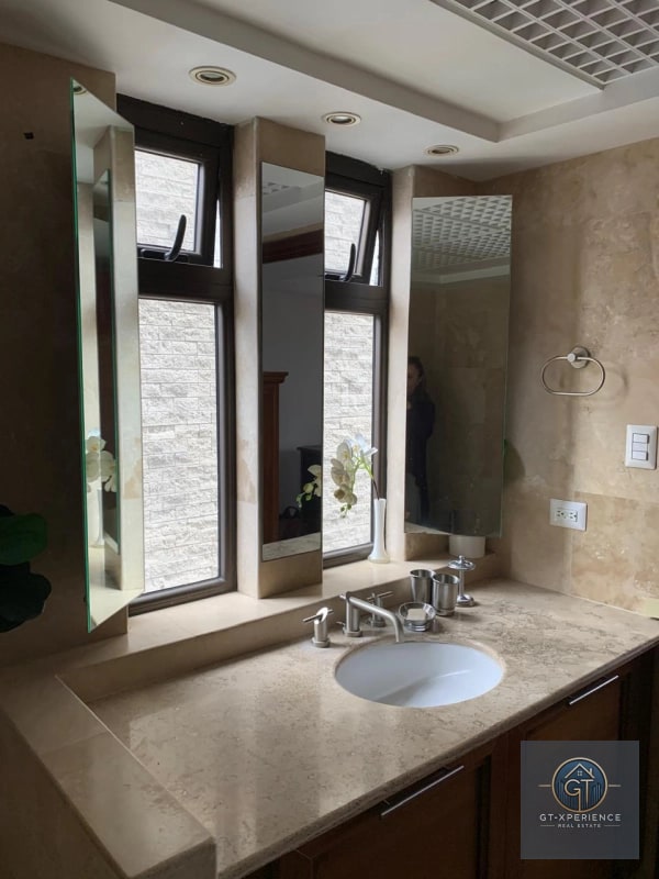 Lindo apartamento amueblado en Tiffany II Zona 10 - 3