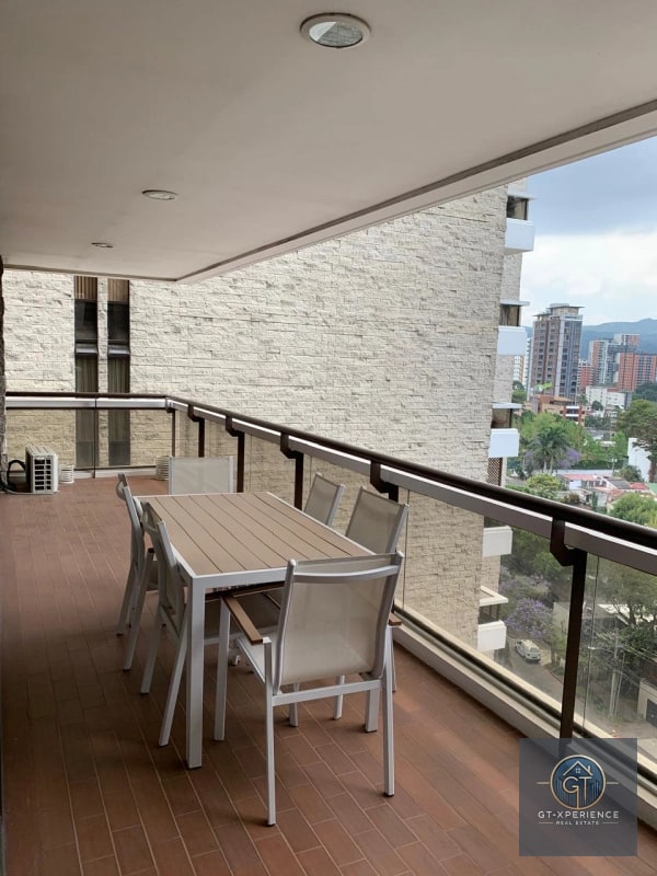 Lindo apartamento amueblado en Tiffany II Zona 10 - 2